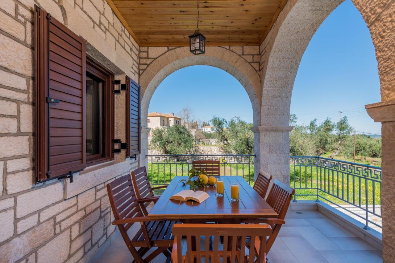 Villa Filoxenia Stone House à Kalpaki  Extérieur photo