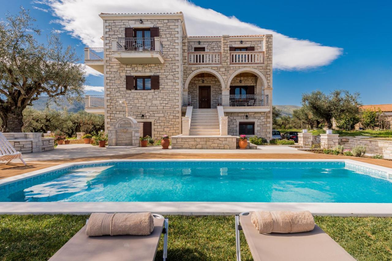 Villa Filoxenia Stone House à Kalpaki  Extérieur photo
