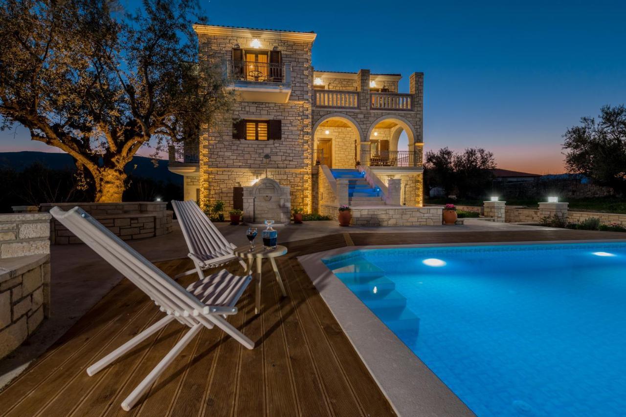 Villa Filoxenia Stone House à Kalpaki  Extérieur photo